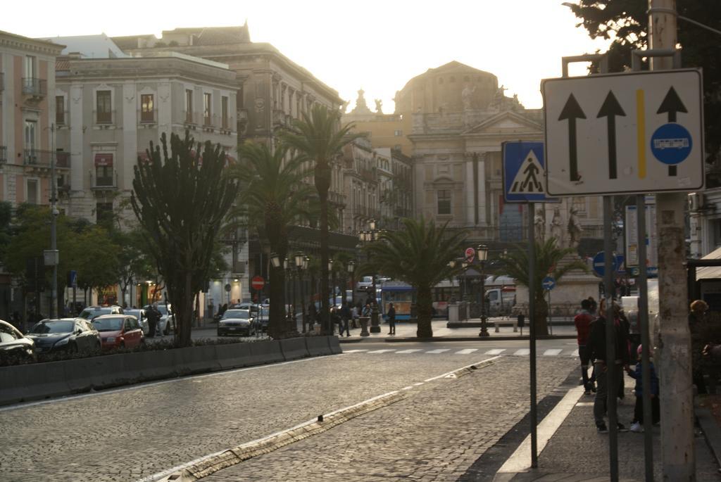 Catania Crossing B&B - Rooms & Comforts Buitenkant foto