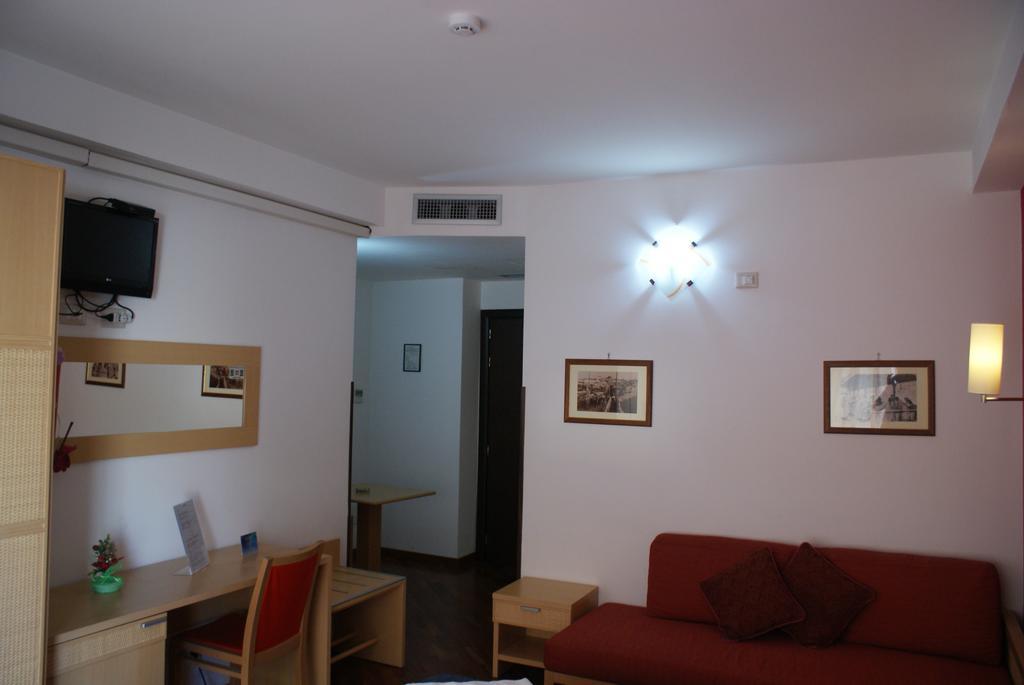 Catania Crossing B&B - Rooms & Comforts Buitenkant foto