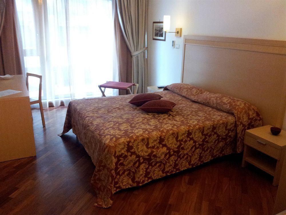 Catania Crossing B&B - Rooms & Comforts Buitenkant foto