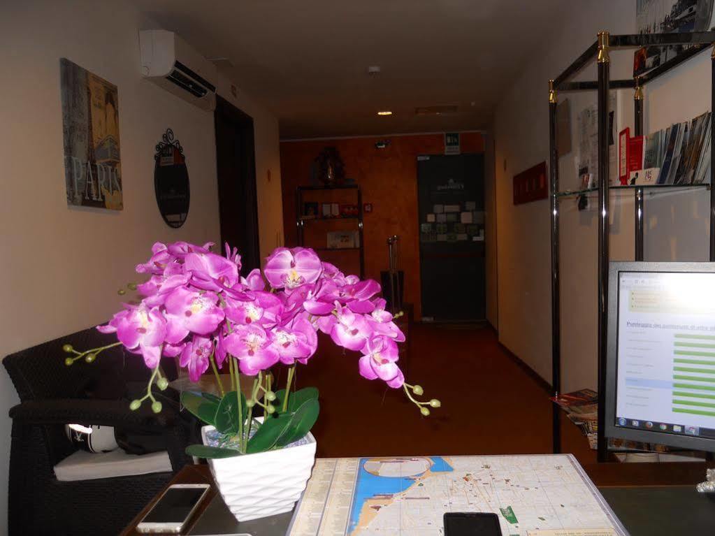 Catania Crossing B&B - Rooms & Comforts Buitenkant foto