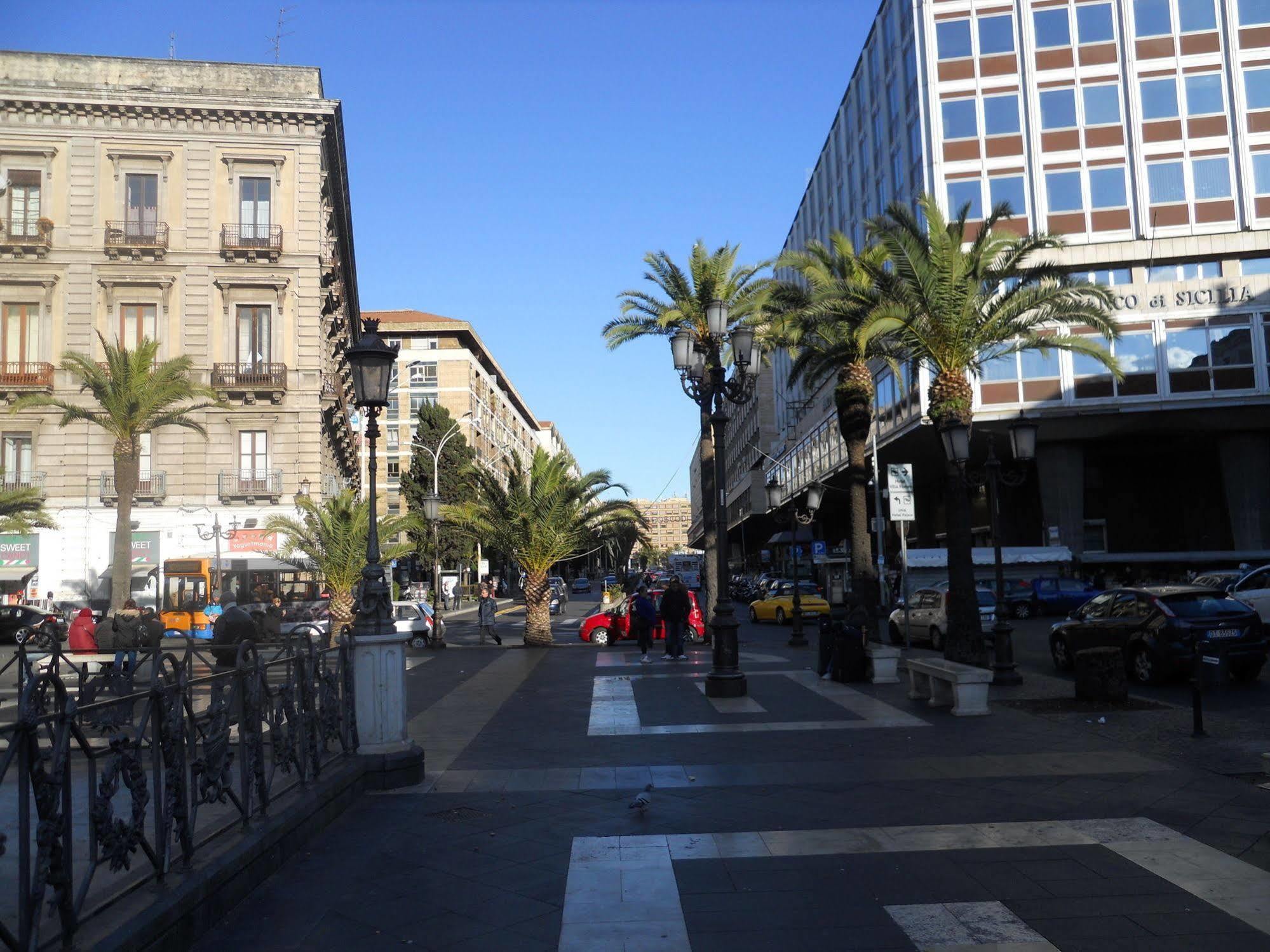 Catania Crossing B&B - Rooms & Comforts Buitenkant foto